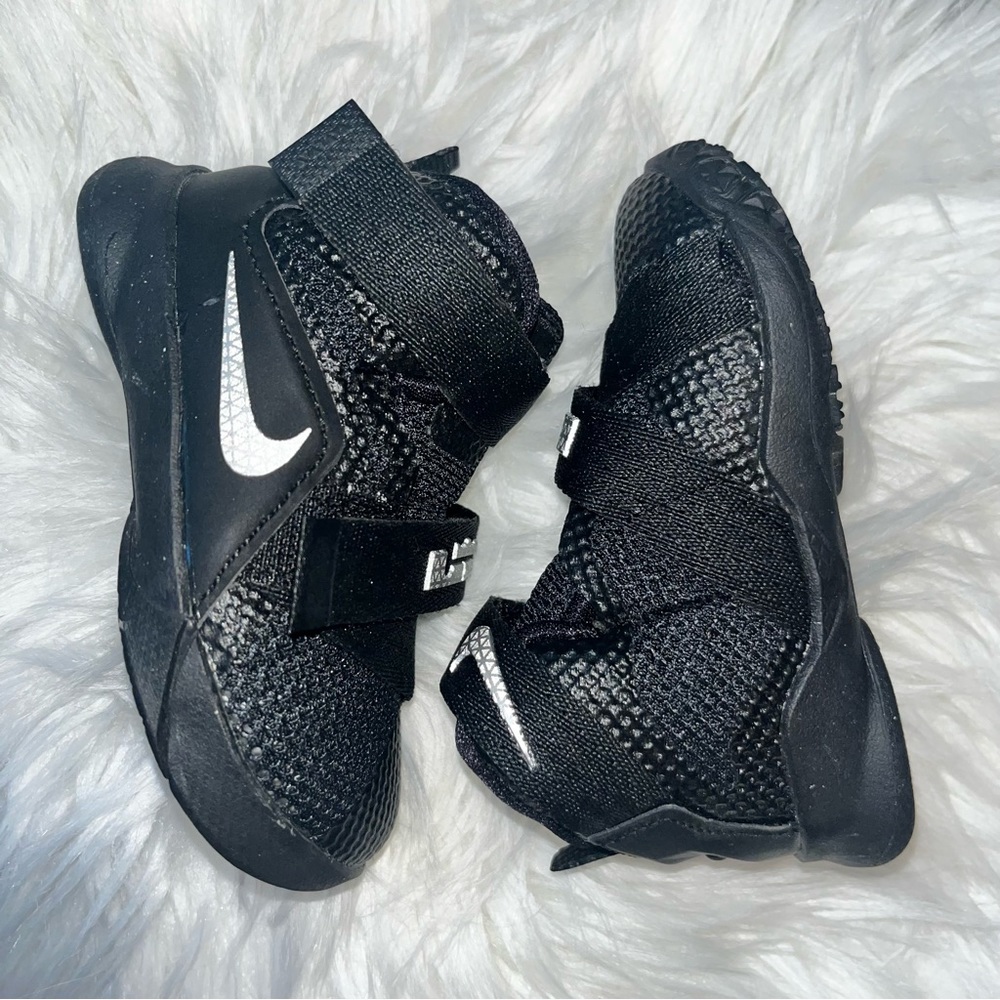 Toddler Nike Lebron Soldier IX